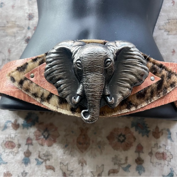 Elephant Vintage Brown and Tan Belt - Picture 8 of 8